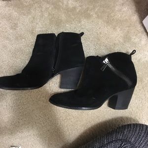 Ivanka Trump black suede booties sz 7.5